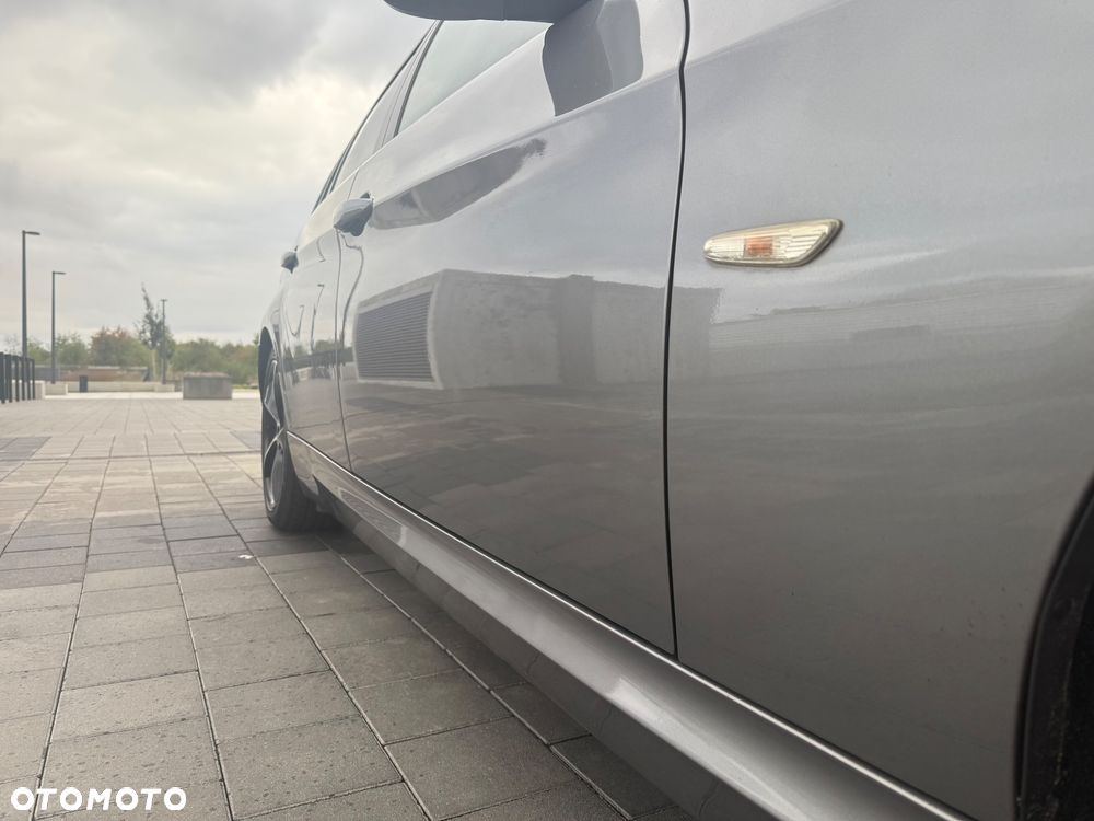 BMW Seria 3 320d - 10