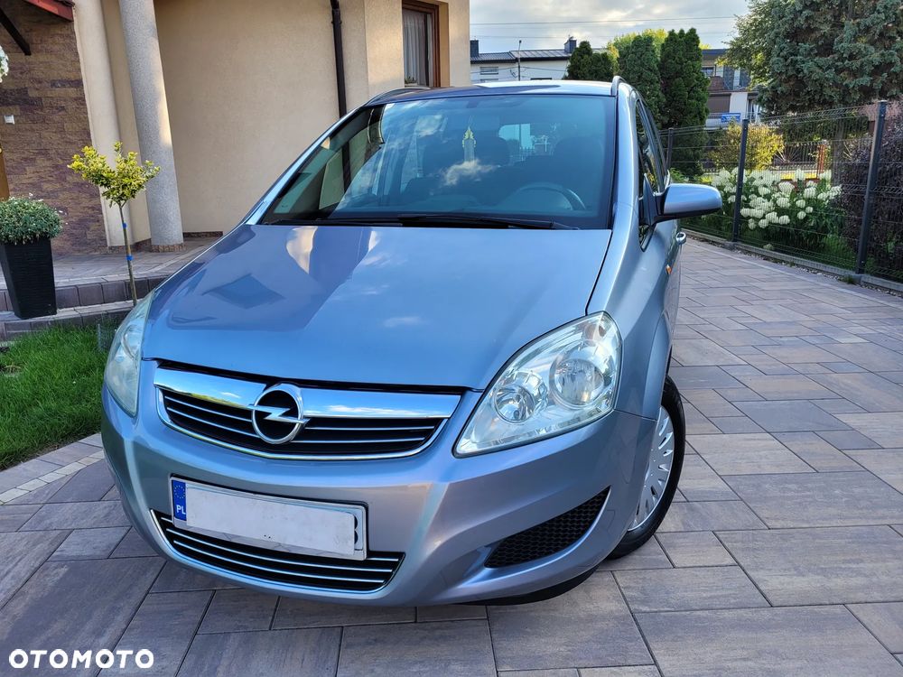 Opel Zafira - 2