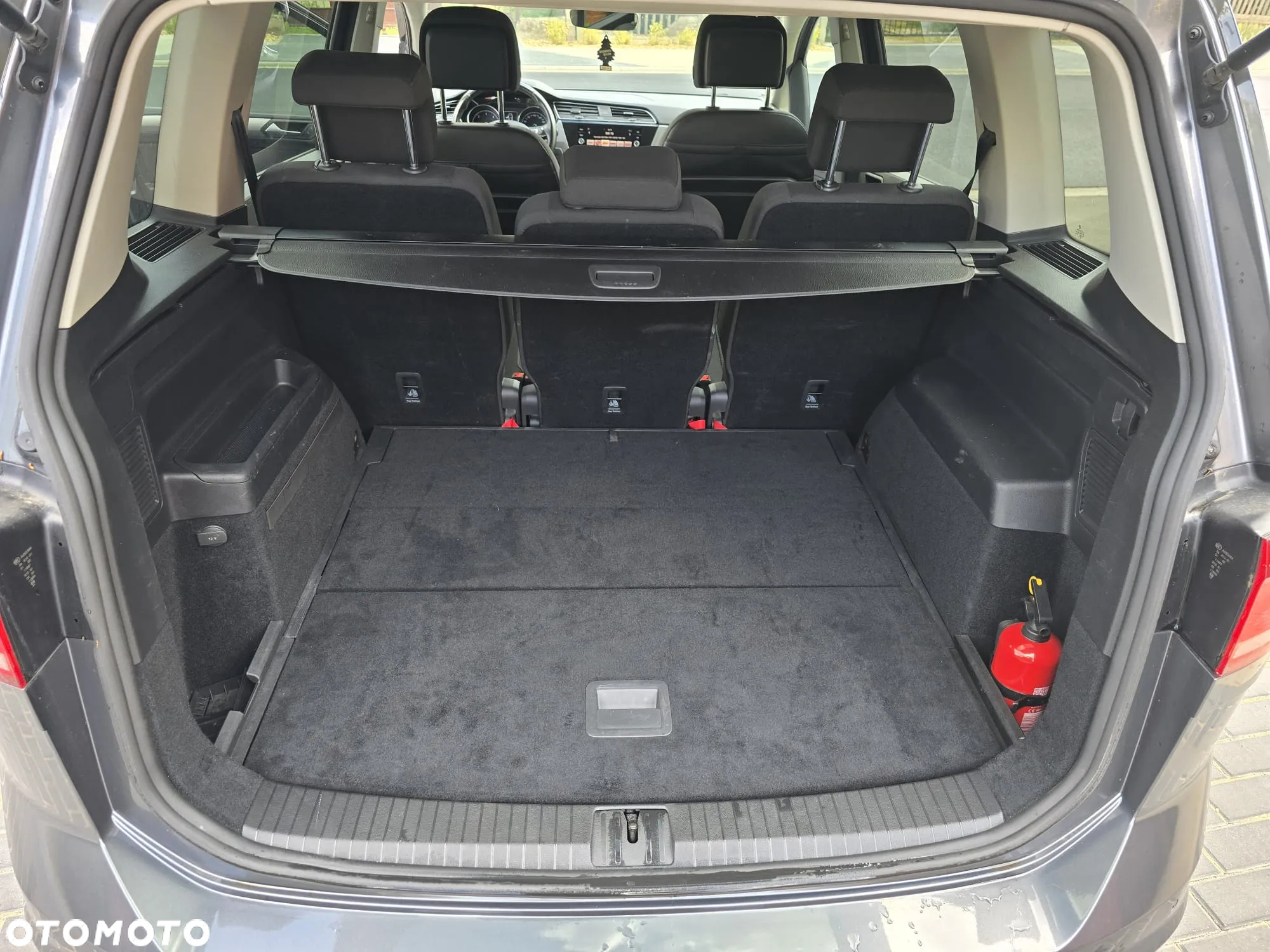 Volkswagen Touran 1.6 TDI SCR (BlueMotion Technology) Comfortline - 14