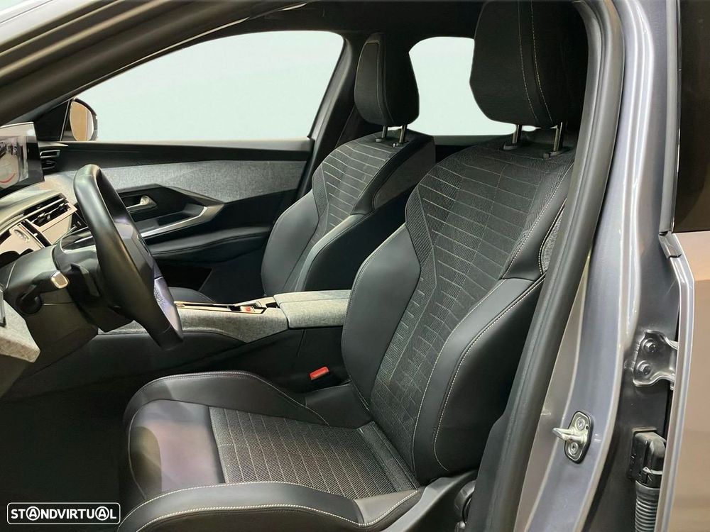 Peugeot 3008 1.2 Hybrid Allure e-DCS6 - 21