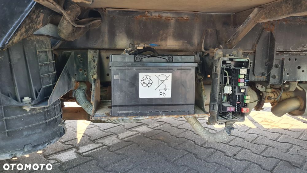 Nissan CABSTAR NT400 - 20