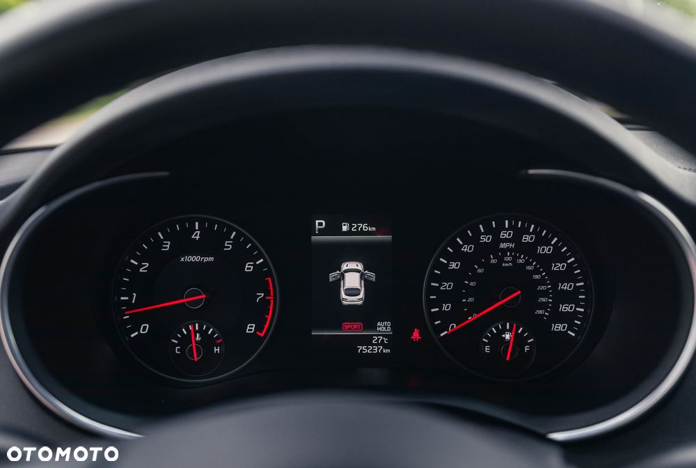 Kia Stinger 3.3 T-GDI V6 GT AWD - 11