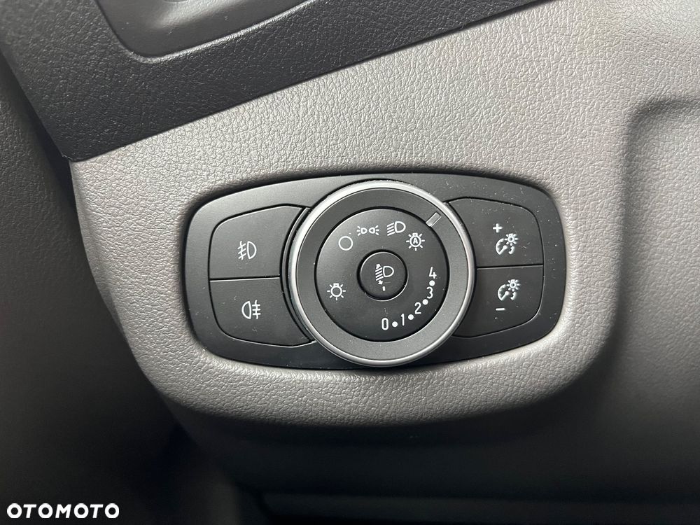 Ford Tourneo Connect 1.5 EcoBlue Titanium - 22