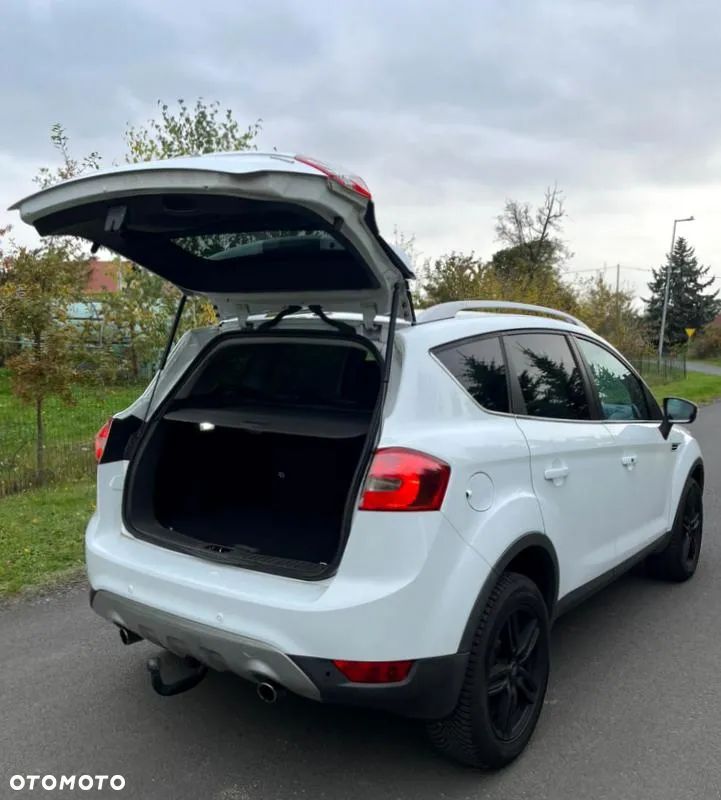 Ford Kuga 2.0 TDCi Titanium - 8