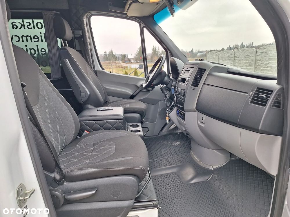 Mercedes-Benz Sprinter 906.255 - 13