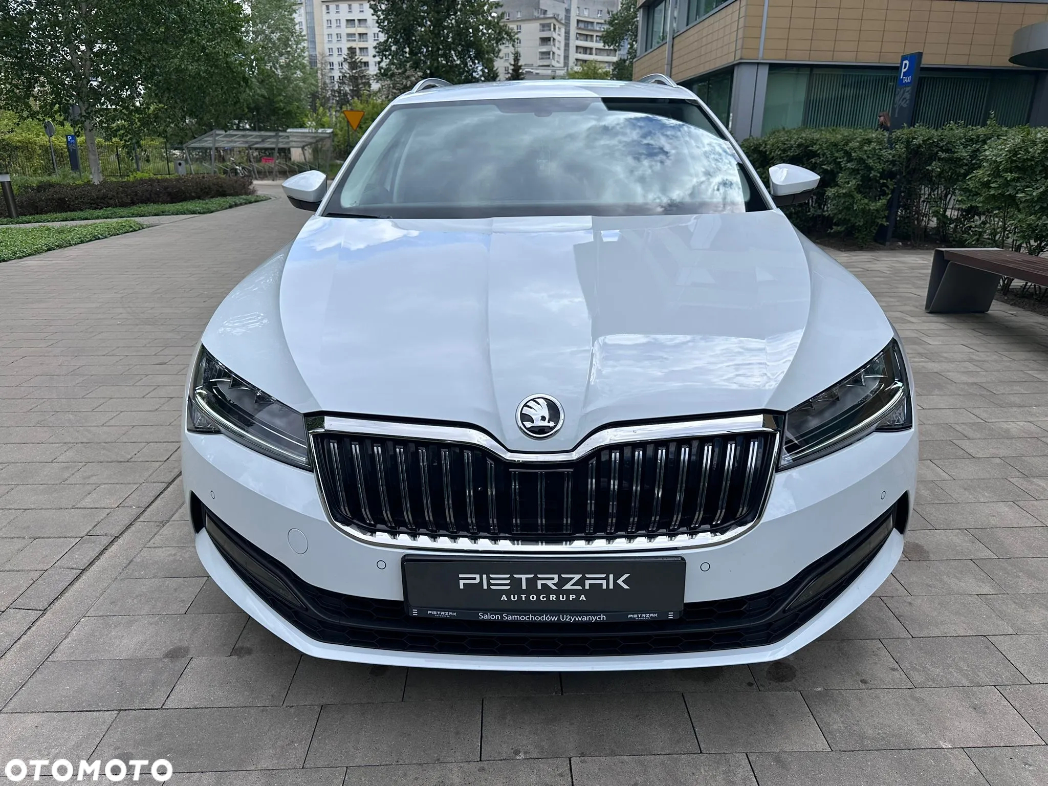 Skoda Superb 1.5 TSI Ambition DSG - 2