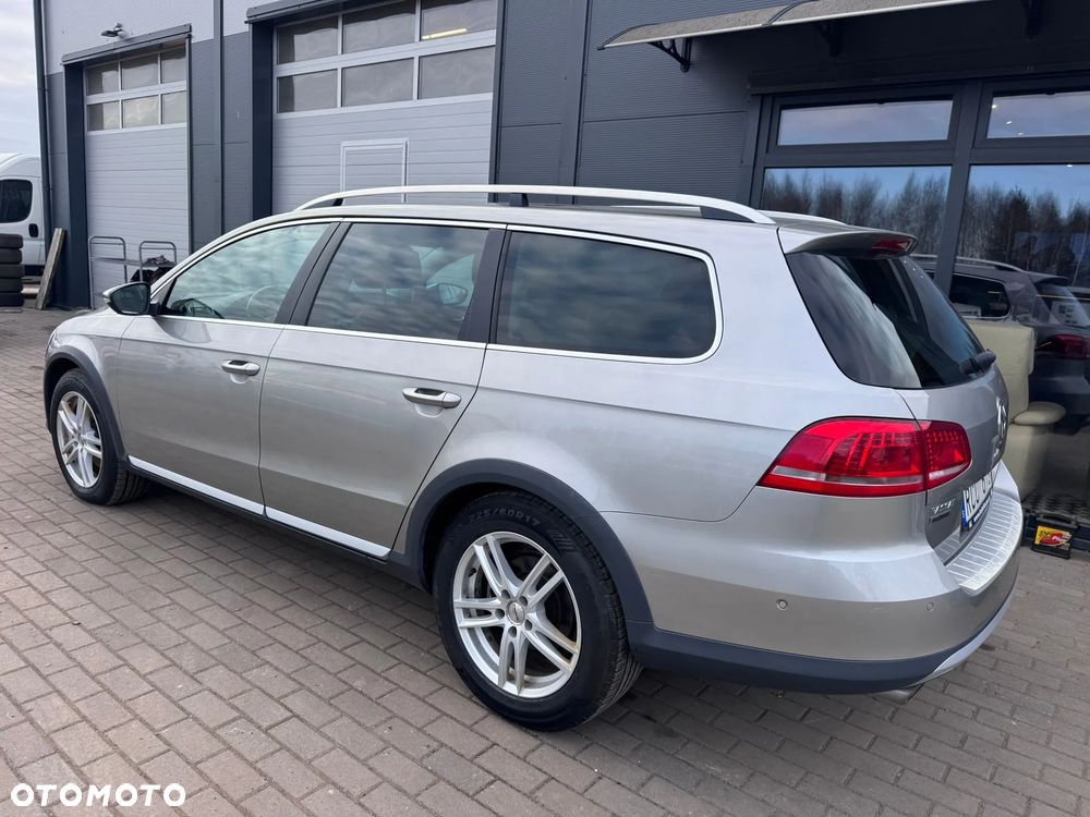 Volkswagen Passat Alltrack 2.0 TDI 4Mot DSG - 33