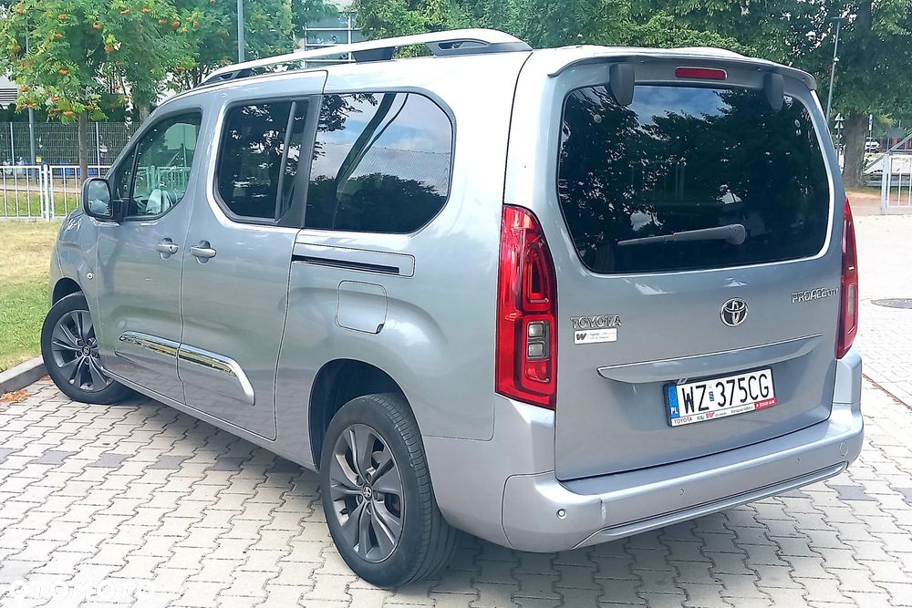 Toyota Proace City Verso Long 1.5 D-4D Family - 8