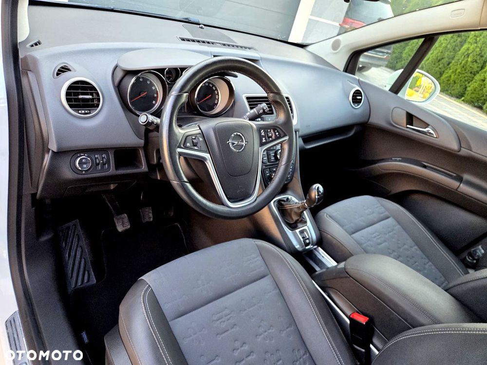 Opel Meriva - 15