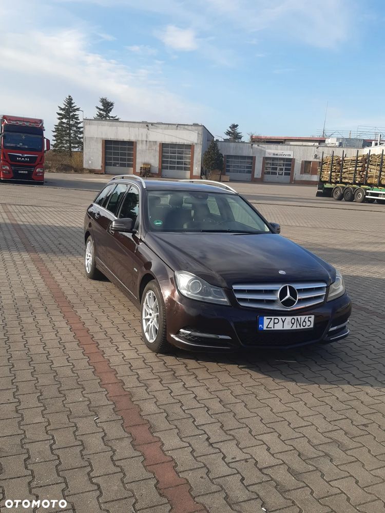 Mercedes-Benz Klasa C 220 CDI DPF Automatik BlueEFFICIENCY Avantgarde - 1