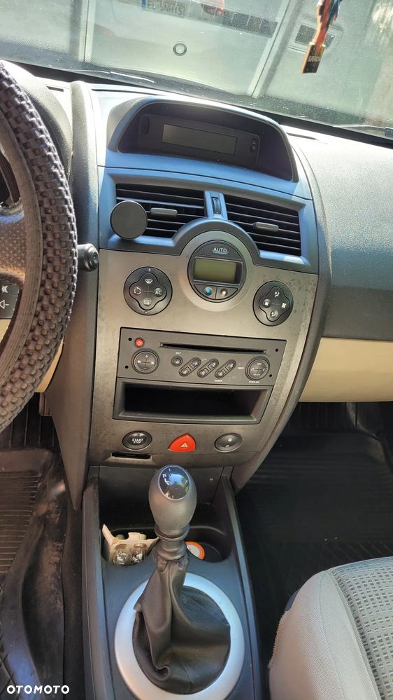 Renault Megane - 11
