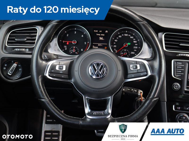 Volkswagen Golf - 15