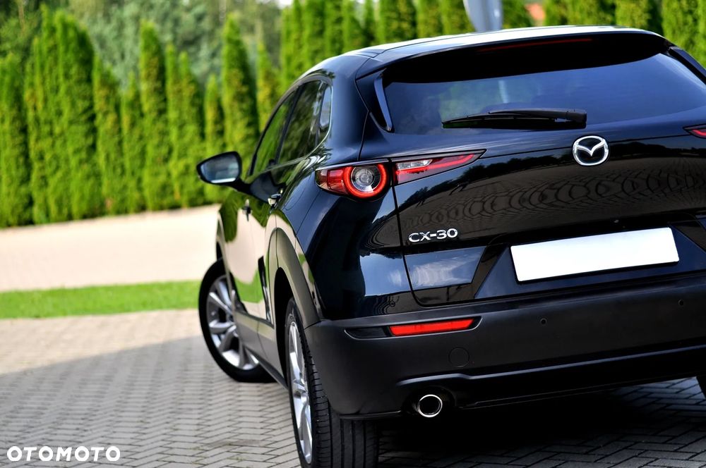 Mazda CX-30 2.0 mHEV Hikari 2WD - 11