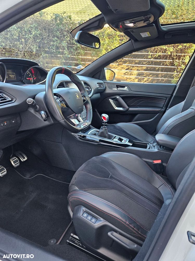 Peugeot 308 - 16