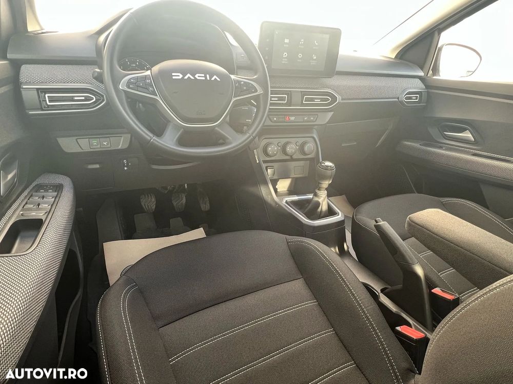 Dacia Logan TCe 90 MT6 Expression - 10