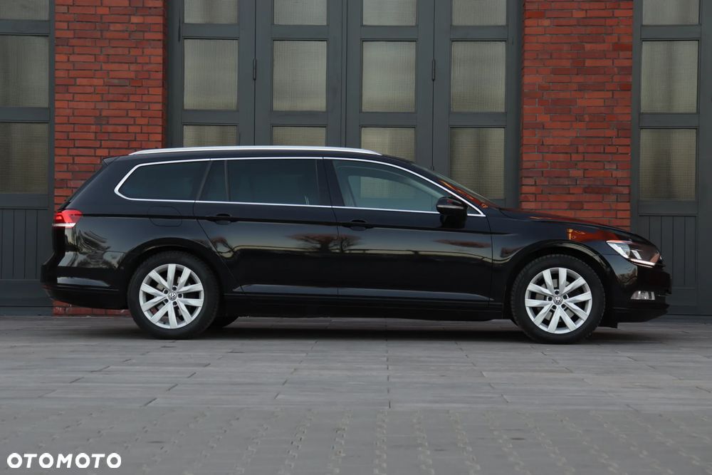 Volkswagen Passat 2.0 TDI (BlueMotion Technology) DSG Comfortline - 9