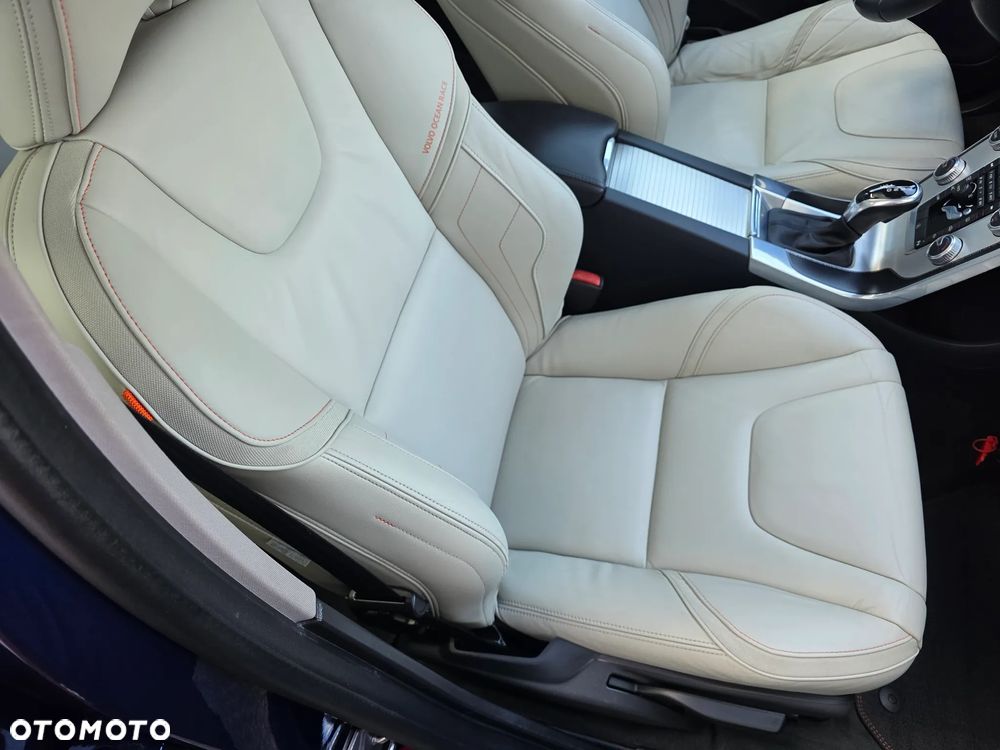 Volvo V60 D4 Geartronic Ocean Race - 27