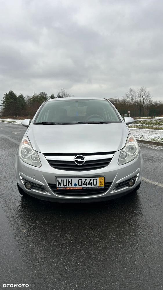 Opel Corsa - 2