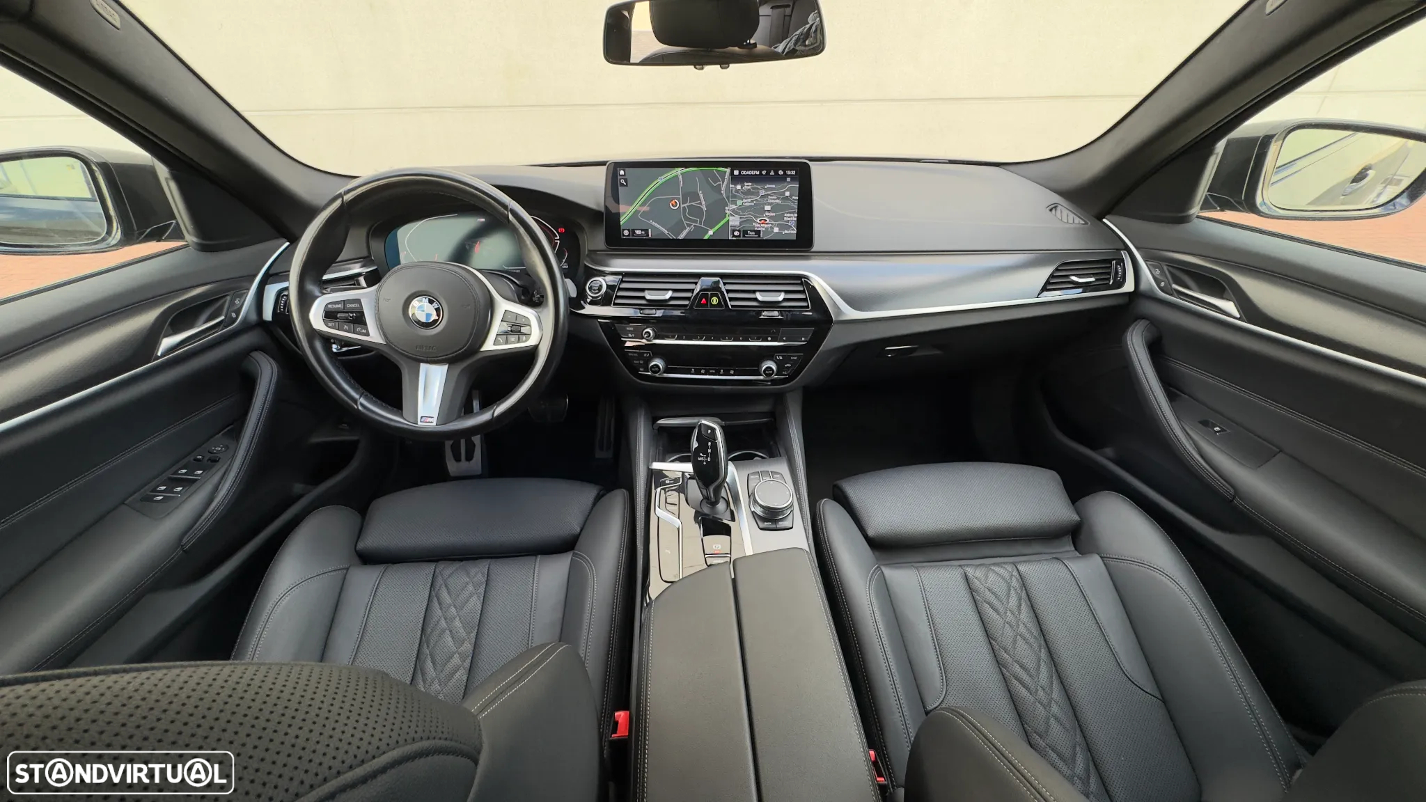 BMW 520 d Pack Desportivo M Auto - 20