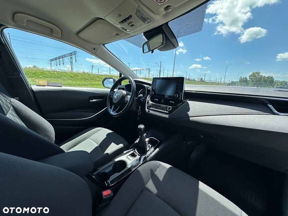 Toyota Corolla - 18