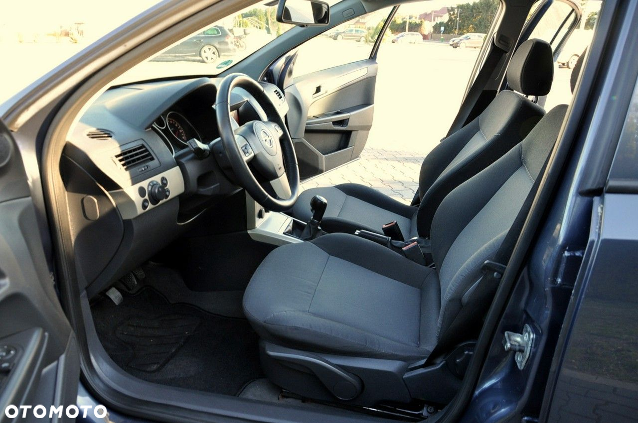 Opel Astra - 21