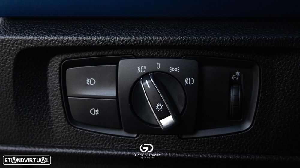 BMW 116 d Pack M - 26