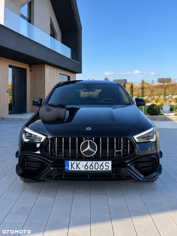 Mercedes-Benz CLA - 2