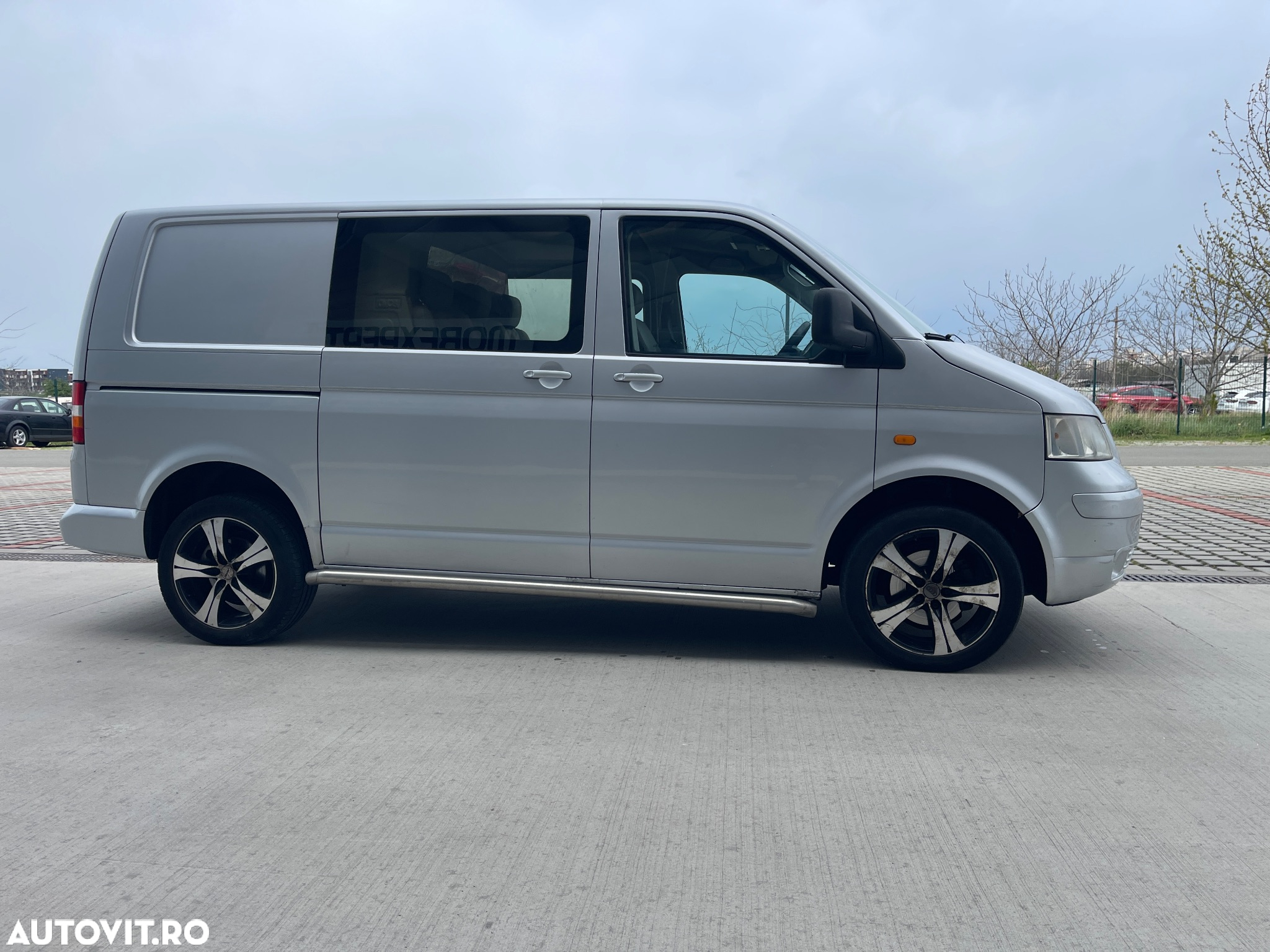 Volkswagen Transporter - 8