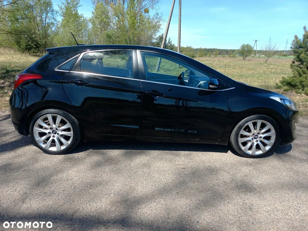 Hyundai i30 1.6 GDI Premium - 25