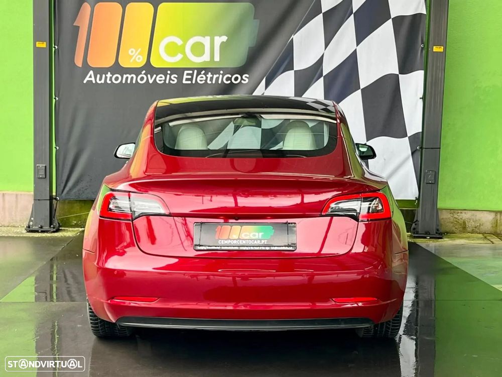 Tesla Model 3 Standard Range Plus RWD — fotografia 4