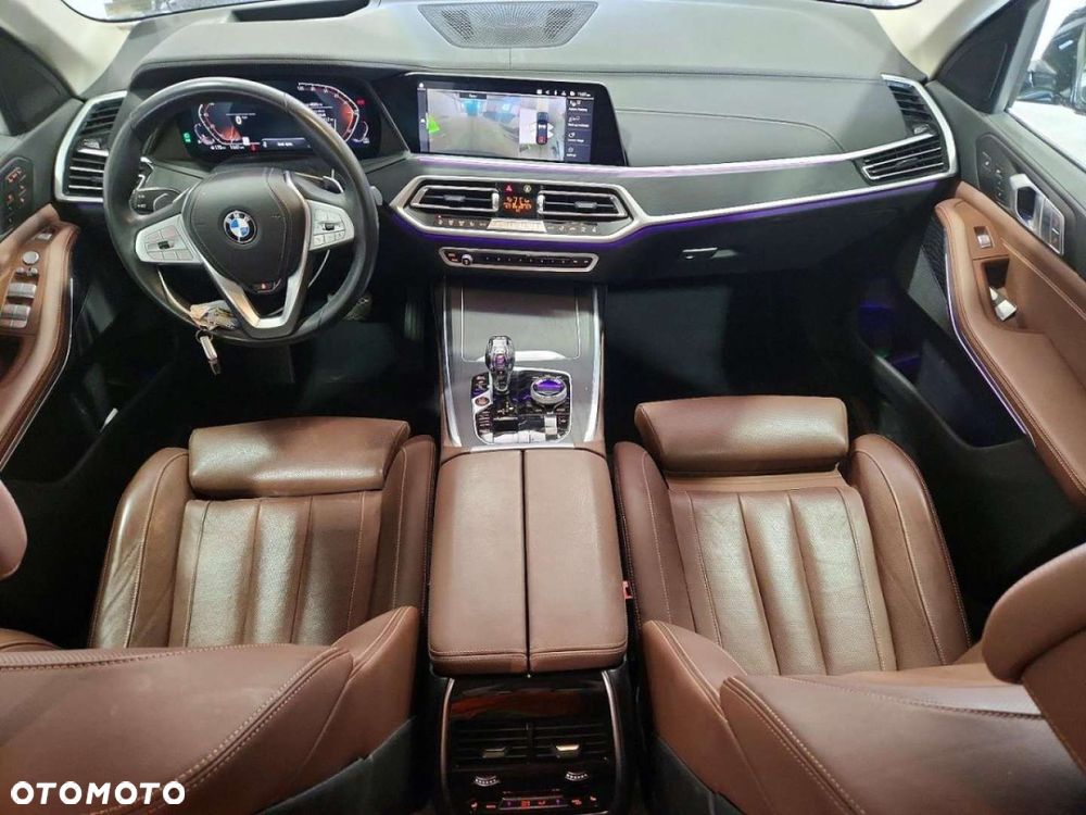 BMW X7 - 8
