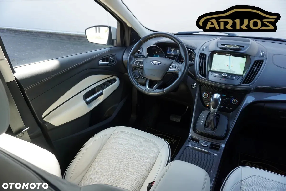 Ford Kuga 2.0 TDCi 4x4 Vignale - 25