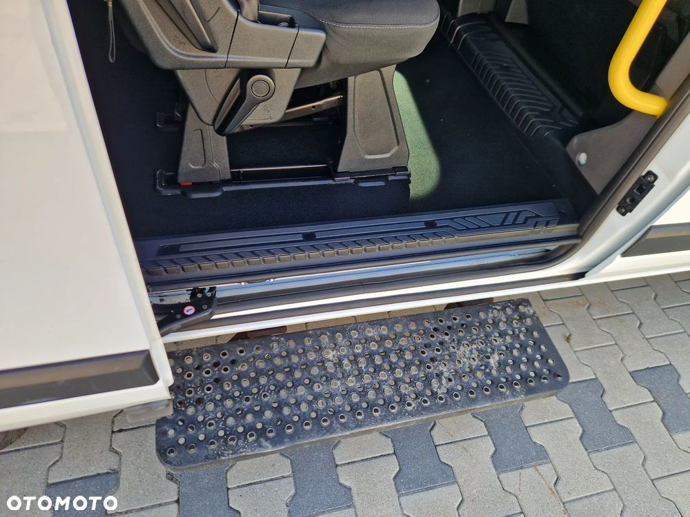 Ford Transit Custom 280 L1H1 Ambiente (bryg.) - 8