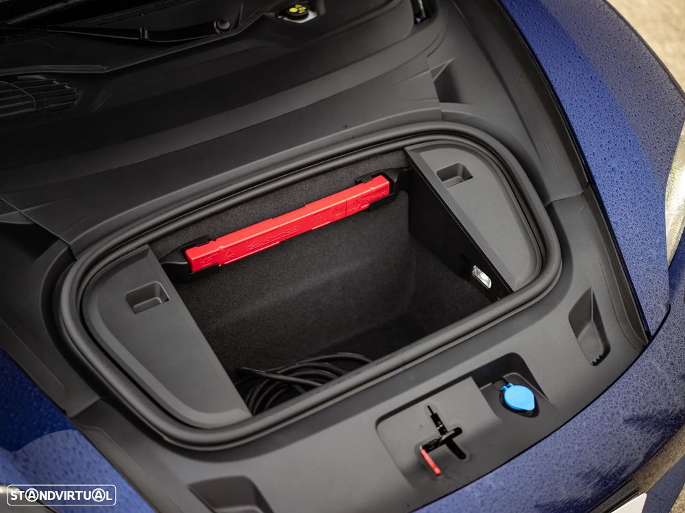 Porsche Taycan 4S - 21