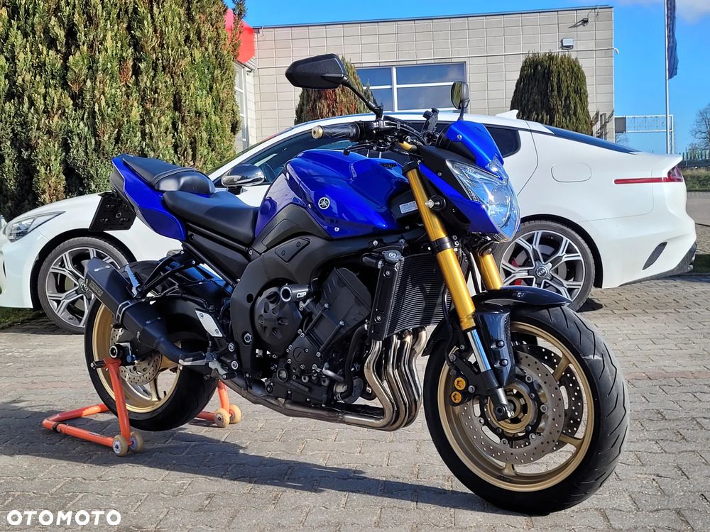 Yamaha FZ8 - 5