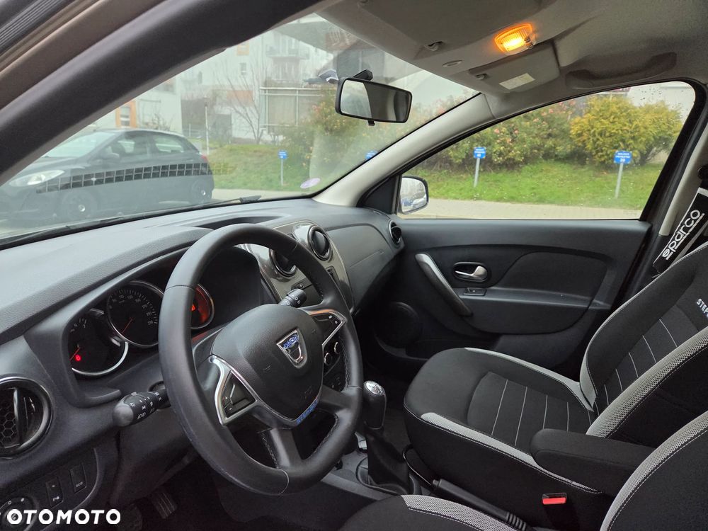Dacia Sandero Stepway 0.9 TCe Laureate S&S - 9