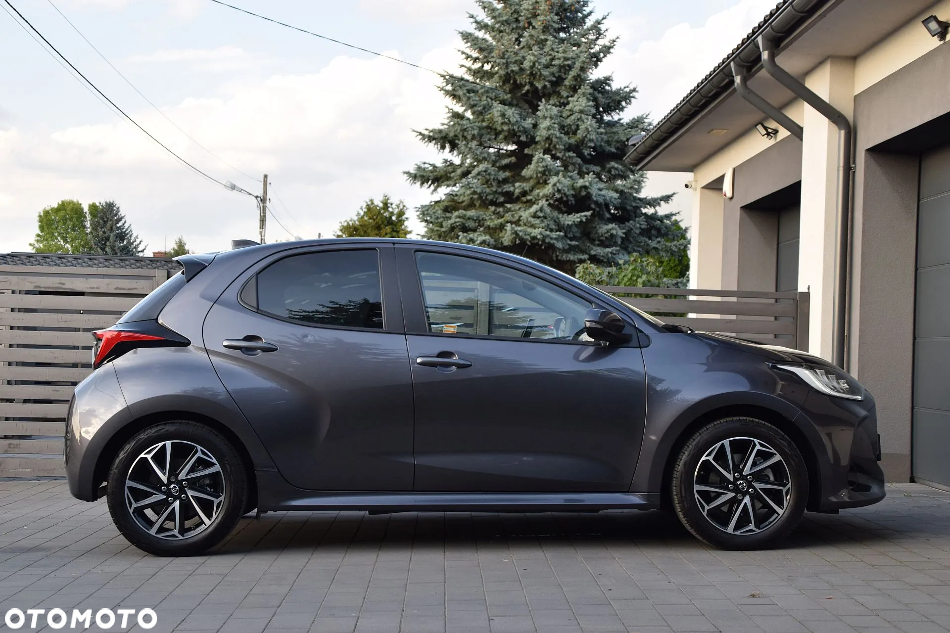 Toyota Yaris Hybrid 1.5 Comfort - 5