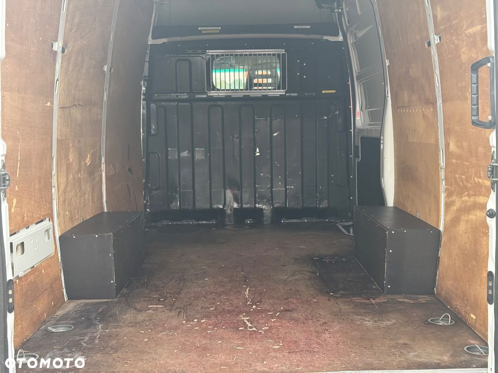Iveco Daily - 12