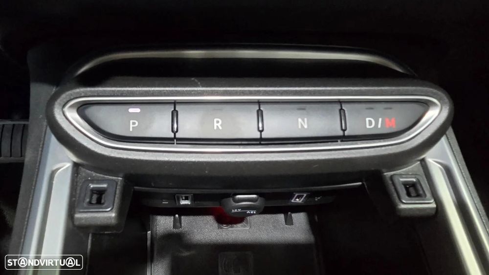 Jeep Avenger 1.2 e-Hybrid Summit DCT - 34