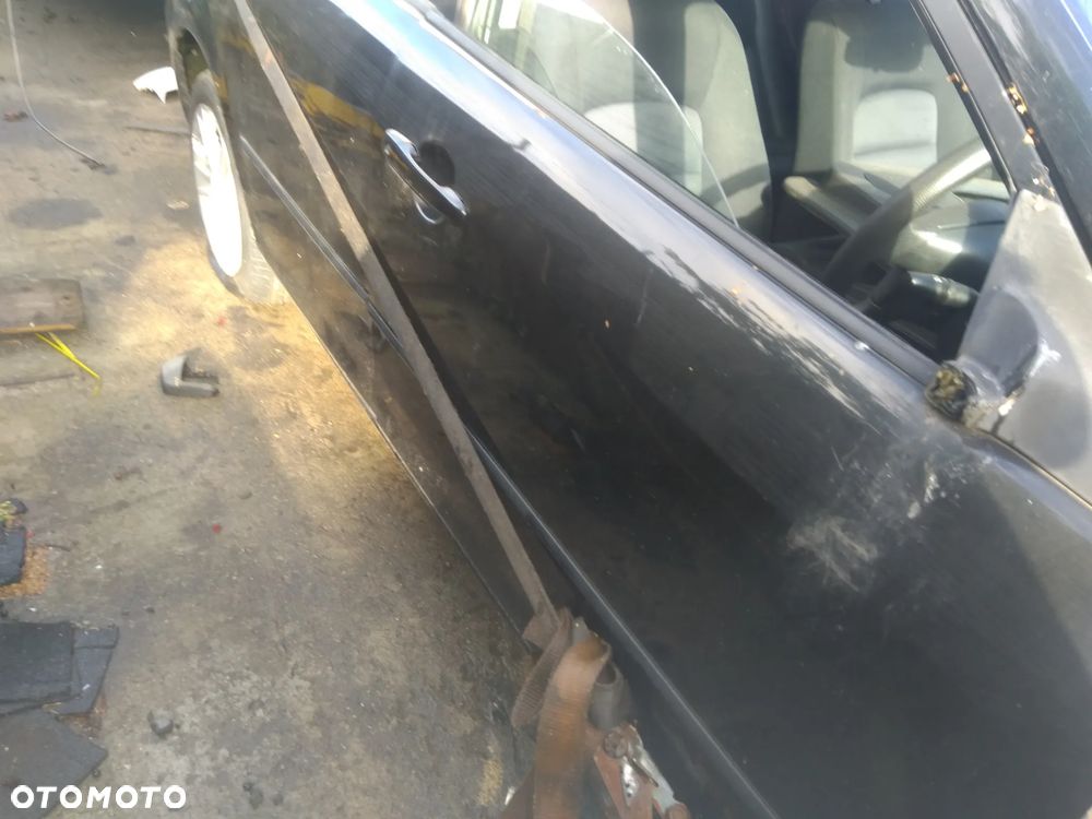 Mazda 6 drzwi przednie prawe