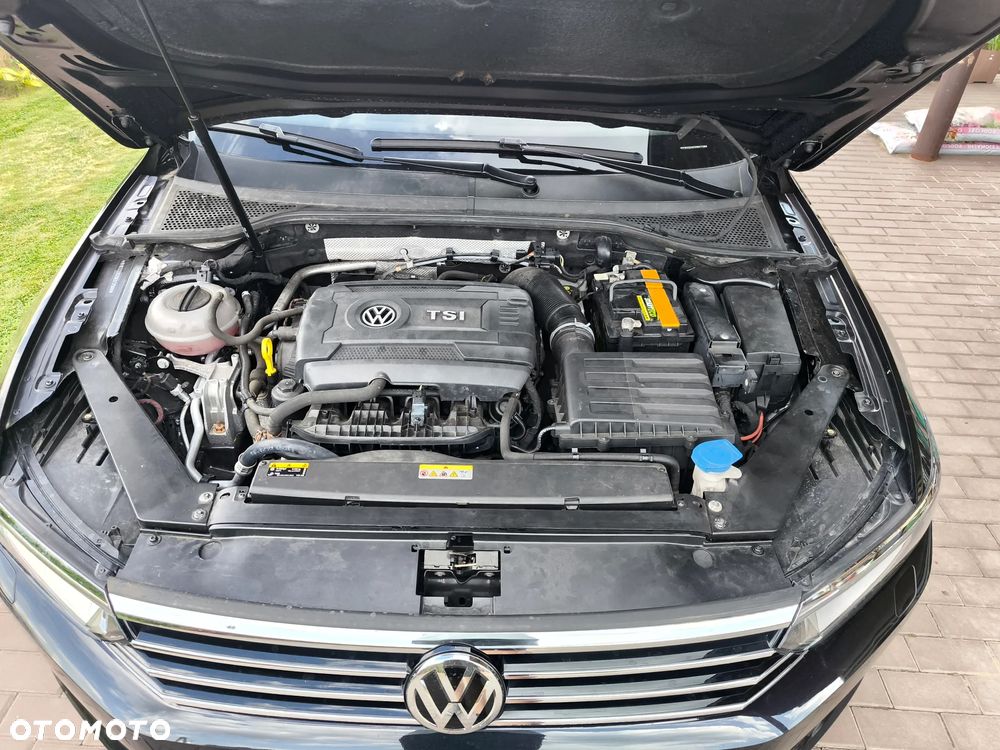 Volkswagen Passat 1.8 TSI BMT Highline - 15