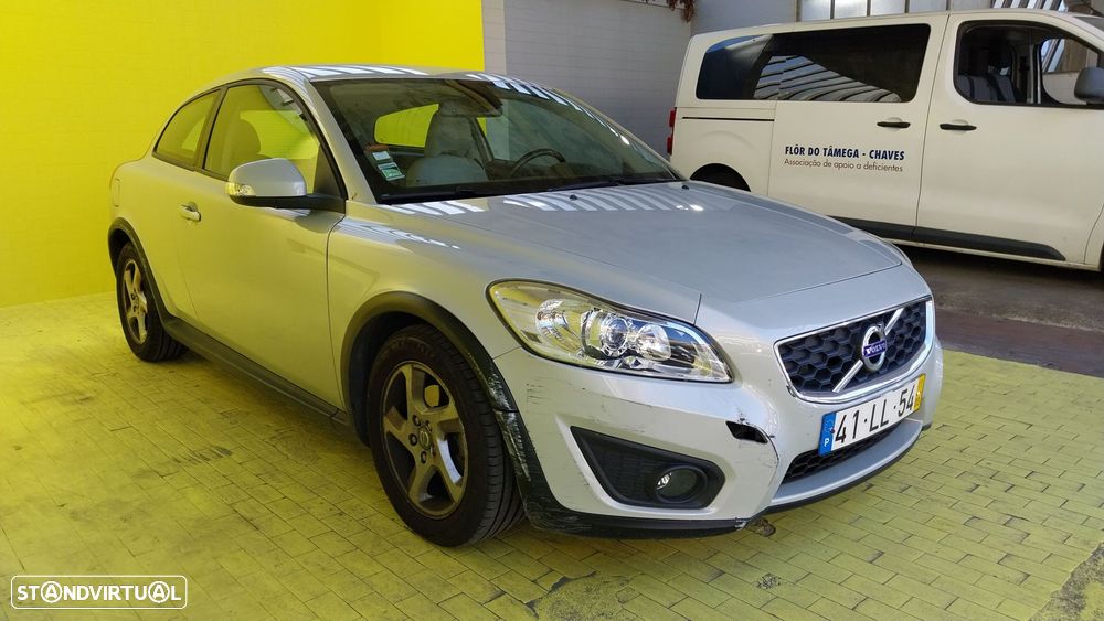 Volvo C30 1.6 D Drive 99g Momentum Start/Stop - 3