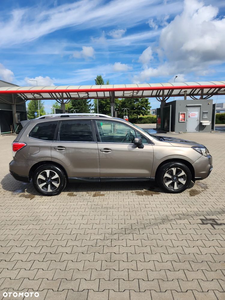 Subaru Forester 2.0i Platinum Lineartronic EU6 - 6