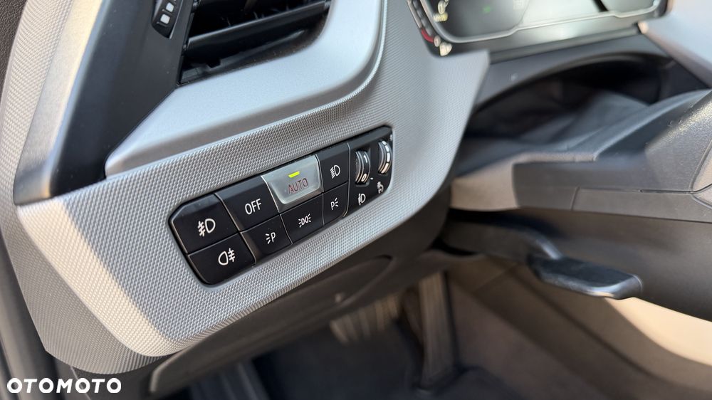 BMW Seria 1 118i Advantage - 31