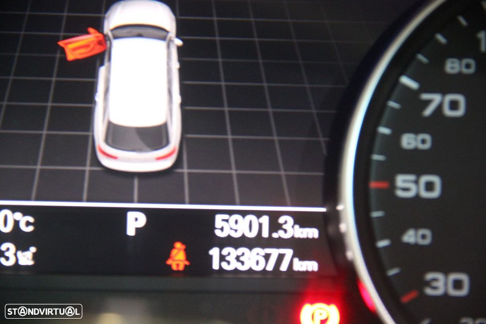 Audi A6 Avant 2.0 TDi S-line S tronic - 14