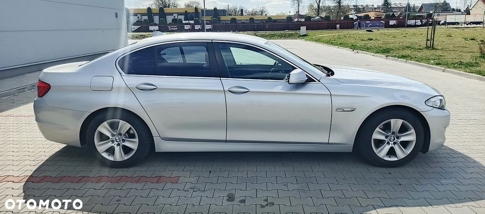 BMW Seria 5 520i - 9