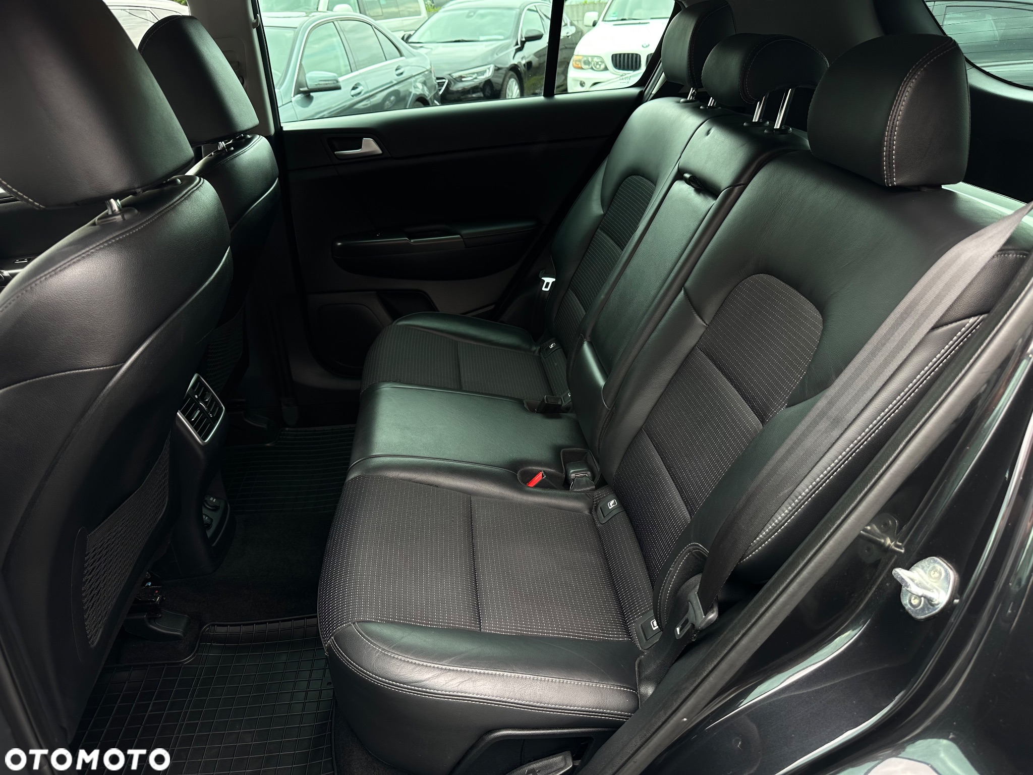 Kia Sportage 1.7 CRDI Business Line L 2WD - 18