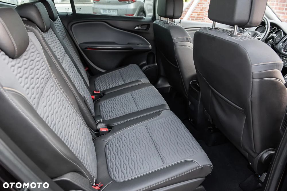 Opel Zafira - 30