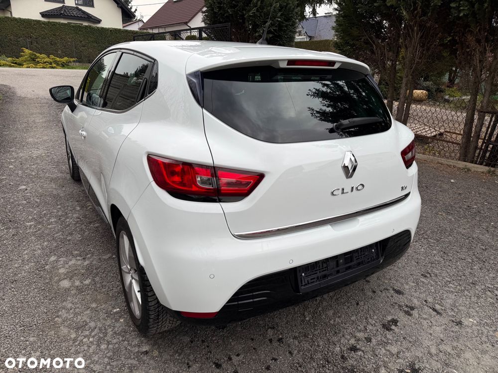 Renault Clio TCe 90 Limited - 17