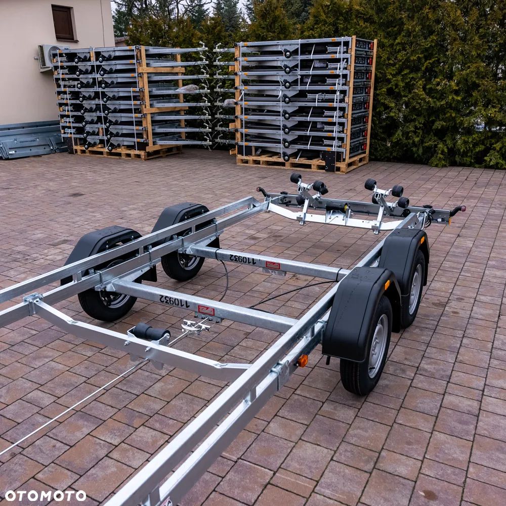 Brenderup Podłodziowa 7,2m - 13